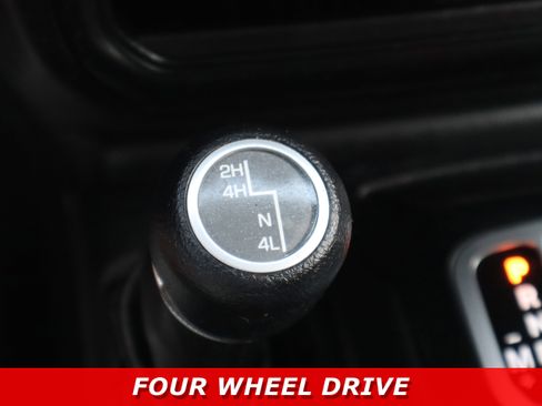 Used 2018 Jeep Wrangler Unlimited Sport AWD/4WD image 21