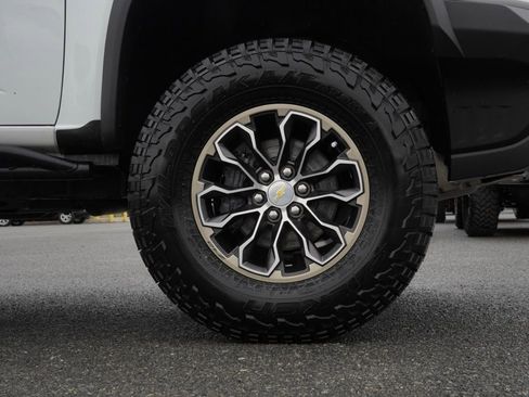 Used 2020 Chevrolet Colorado ZR2 image 10