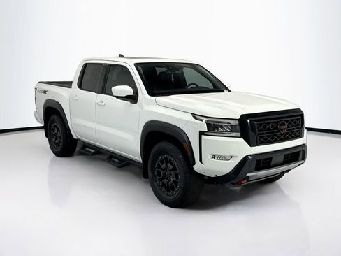 Used 2023 Nissan Frontier PRO-4X w/ Pro-4X Premium Package AWD/4WD image 3