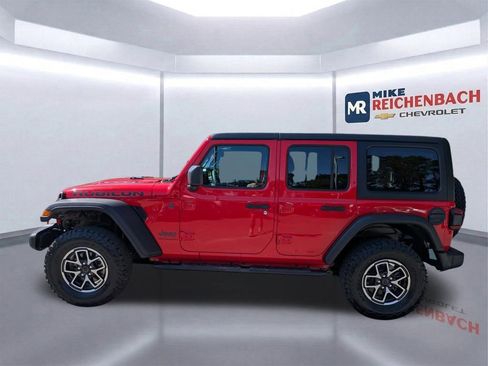Used 2024 Jeep Wrangler Unlimited Rubicon AWD/4WD image 7