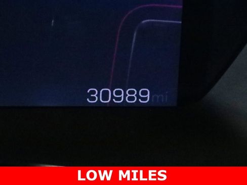 Used 2023 GMC Canyon AT4X image 16