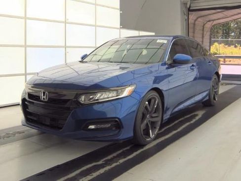 Used 2020 Honda Accord Sport image 3