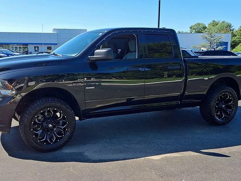 Used 2019 RAM 1500 Express w/ Express Value Package AWD/4WD image 7