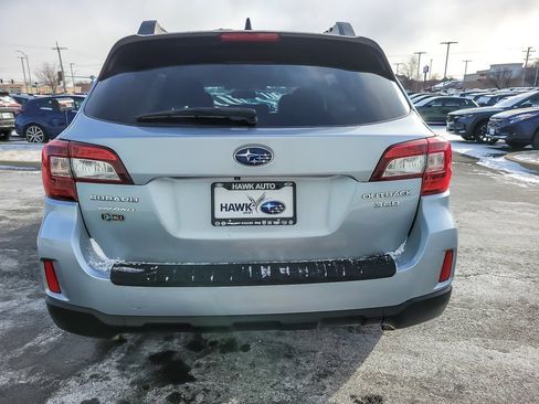 Used 2016 Subaru Outback 3.6R Limited image 4