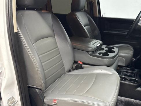 Used 2018 RAM 2500 Tradesman w/ Chrome Appearance Group AWD/4WD image 26