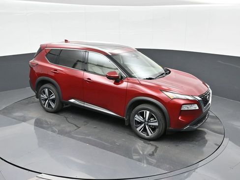 Used 2023 Nissan Rogue SL image 24