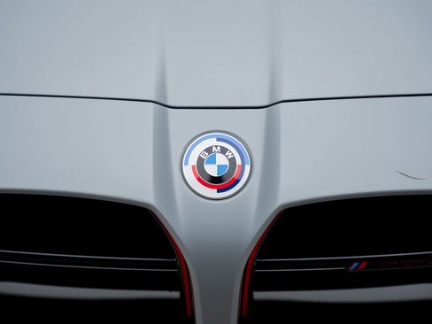 Used 2023 BMW M4 CSL image 12