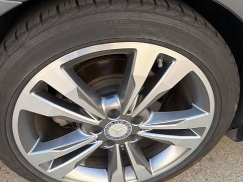 Used 2016 Mercedes-Benz E 350 Sedan image 6