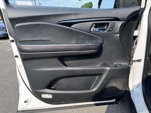 Used 2023 Honda Ridgeline Black Edition image 7