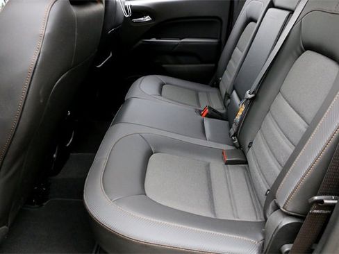 Used 2022 GMC Canyon AT4 w/ Trailering Package image 24