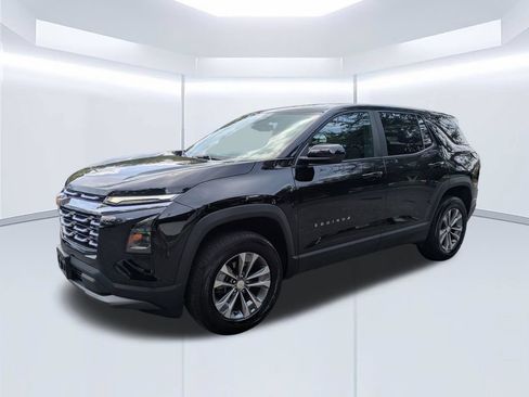 Used 2025 Chevrolet Equinox LT FWD image 8