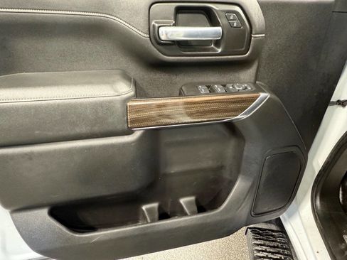 Used 2020 Chevrolet Silverado 2500 LT image 16