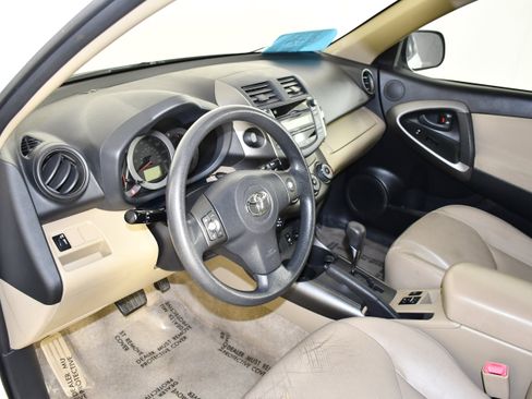 Used 2011 Toyota RAV4 2WD w/ Upgrade Value Pkg image 34