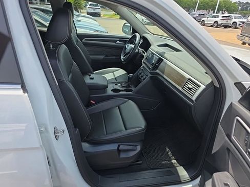 Used 2023 Volkswagen Atlas SE FWD image 5