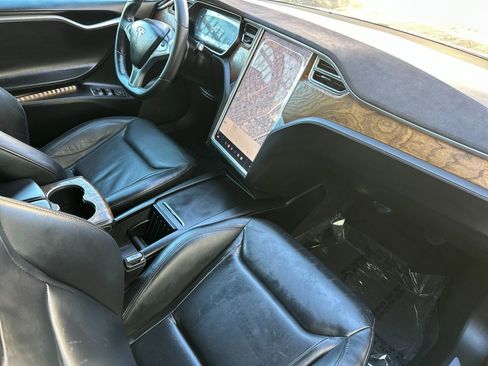 Used 2016 Tesla Model S 90D image 16
