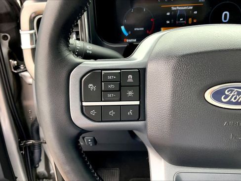 Certified 2024 Ford F250 Lariat w/ Lariat Ultimate Package image 21