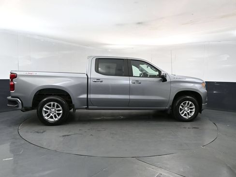 Used 2023 Chevrolet Silverado 1500 LT AWD/4WD image 6