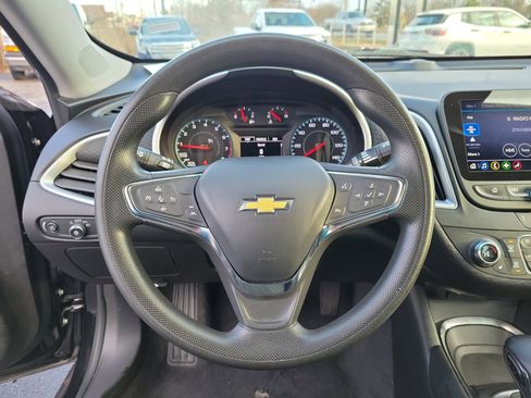 Used 2023 Chevrolet Malibu LT image 21