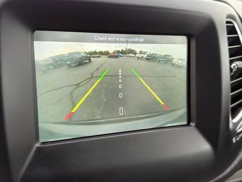 Used 2021 Jeep Compass Latitude w/ Convenience Group image 21