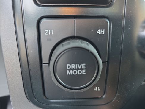 New 2025 Ford F150 XLT w/ Equipment Group 302A MID image 30