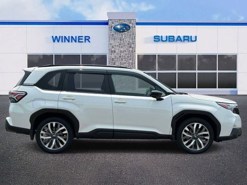 Used 2025 Subaru Forester Touring AWD/4WD image 7