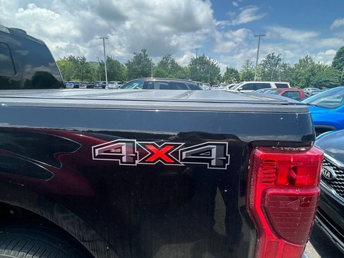 Used 2021 Ford F250 Lariat w/ Lariat Ultimate Package AWD/4WD image 8