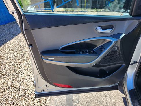 Used 2018 Hyundai Santa Fe Sport FWD image 14