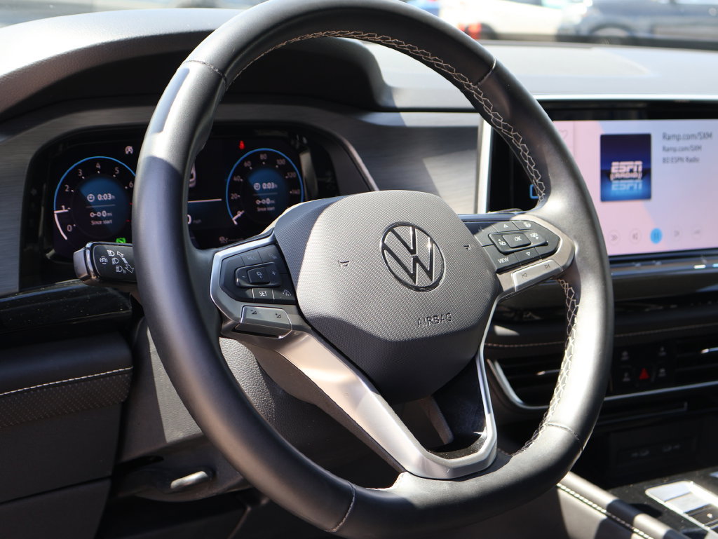 Used 2025 Volkswagen Atlas Cross Sport SE FWD image 24
