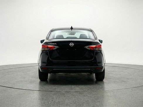 Used 2025 Nissan Versa SV image 7