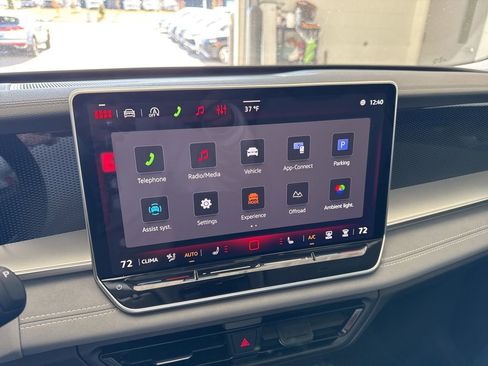 New 2026 Volkswagen Tiguan SE AWD/4WD image 8