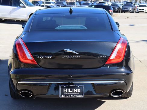 Used 2019 Jaguar XJ L Portfolio image 9