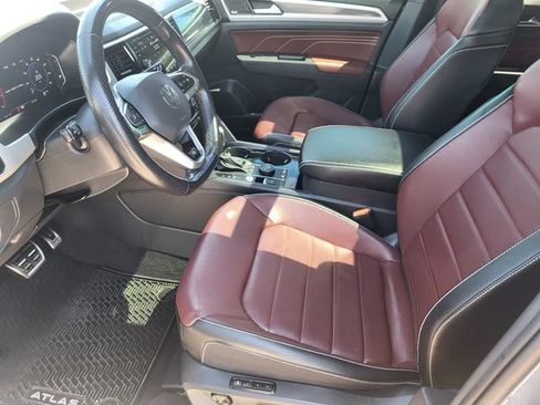Used 2022 Volkswagen Atlas Cross Sport SEL Premium R-Line AWD/4WD image 11