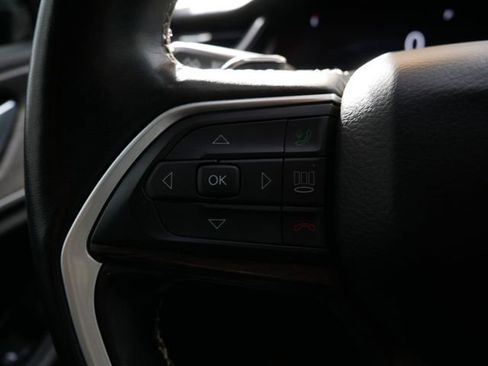 Used 2021 Jeep Grand Cherokee L Limited image 18