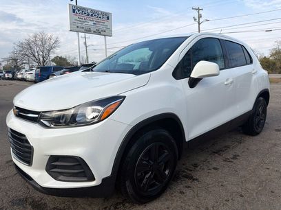 Used 2022 Chevrolet Trax LS w/ Tint and Cruise Package