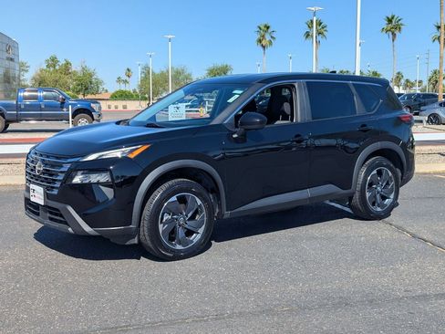 Used 2024 Nissan Rogue SV FWD image 29