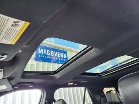 Used 2019 Ford Explorer Limited w/ Ford Safe & Smart Package AWD/4WD image 20