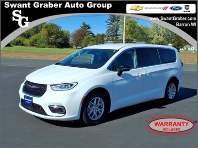 Used 2024 Chrysler Pacifica Touring-L
