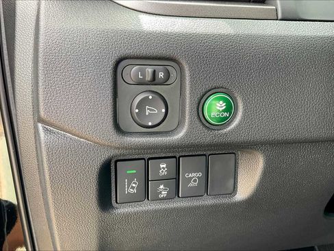 Certified 2025 Honda Ridgeline RTL image 19