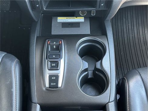 Used 2022 Honda Passport TrailSport image 25
