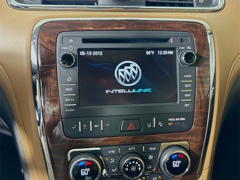 Used 2017 Buick Enclave Leather w/ Trailering Package image 16