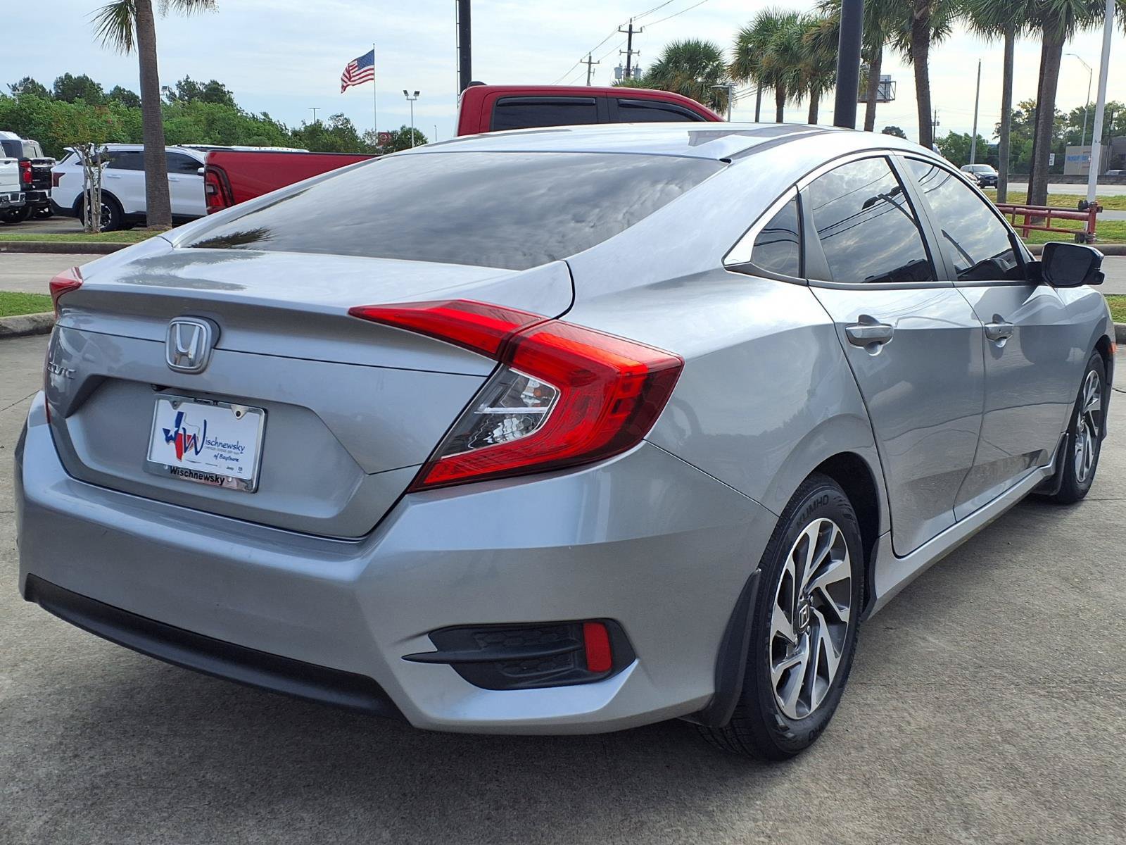 Used 2016 Honda Civic EX image 4
