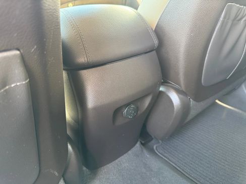 Used 2013 Hyundai Santa Fe Sport FWD image 21
