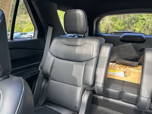 Used 2023 Ford Explorer ST w/ Equipment Group 401A image 12