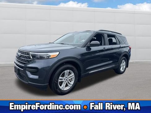 Used 2024 Ford Explorer XLT AWD/4WD image 1