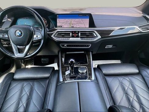 Used 2023 BMW X5 xDrive40i w/ Premium Package AWD/4WD image 9