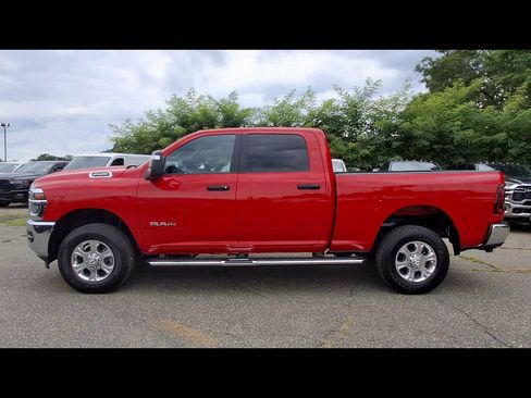 Certified 2026 RAM 2500 Big Horn AWD/4WD image 5