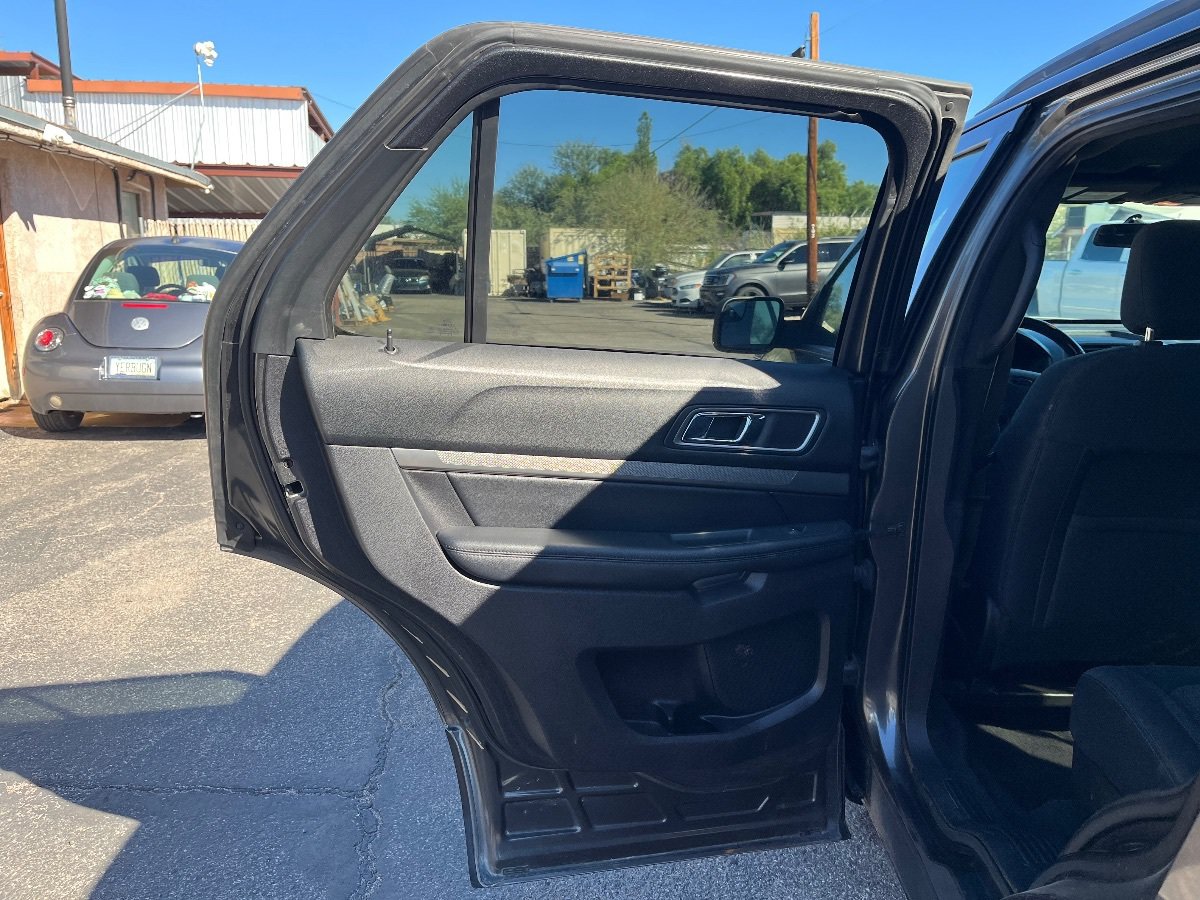 Used 2019 Ford Explorer XLT FWD image 15
