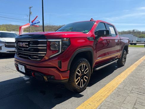 Used 2026 GMC Sierra 1500 AT4 w/ AT4 Premium Package AWD/4WD image 4