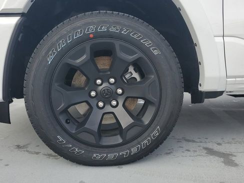 New 2026 RAM 1500 Big Horn w/ Night Edition image 7