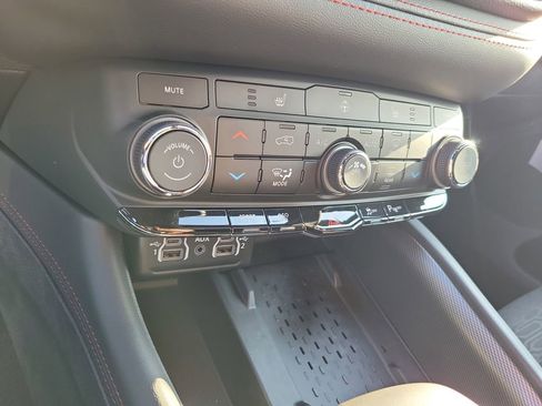 New 2026 Dodge Durango GT w/ Blacktop Package AWD/4WD image 19